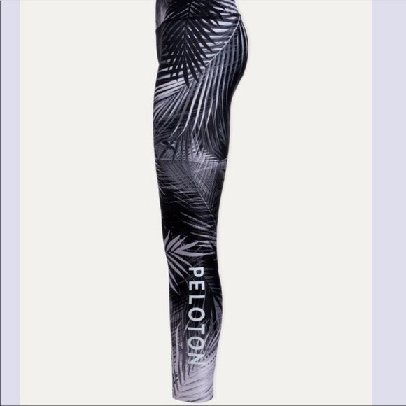 Peloton X WITH WEAR IT TO HEART Palm Noir Print High Rise Tight Leggings XS NWOT - Picture 1 of 11